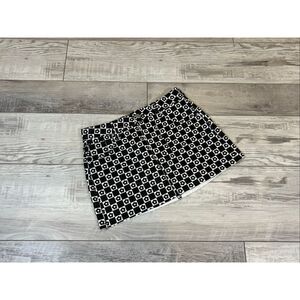 Pacsun black and white checked flowered mini skirt size 25